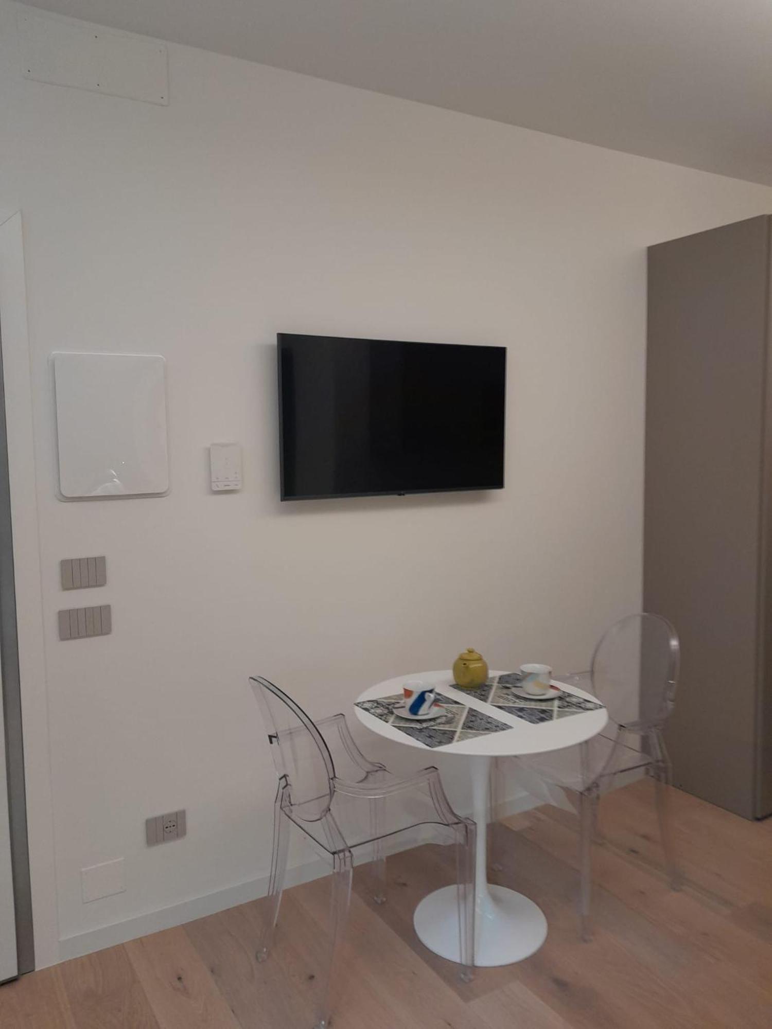 Monolocale Cairoli 18 Apartment Fiorenzuola d'Arda Luaran gambar